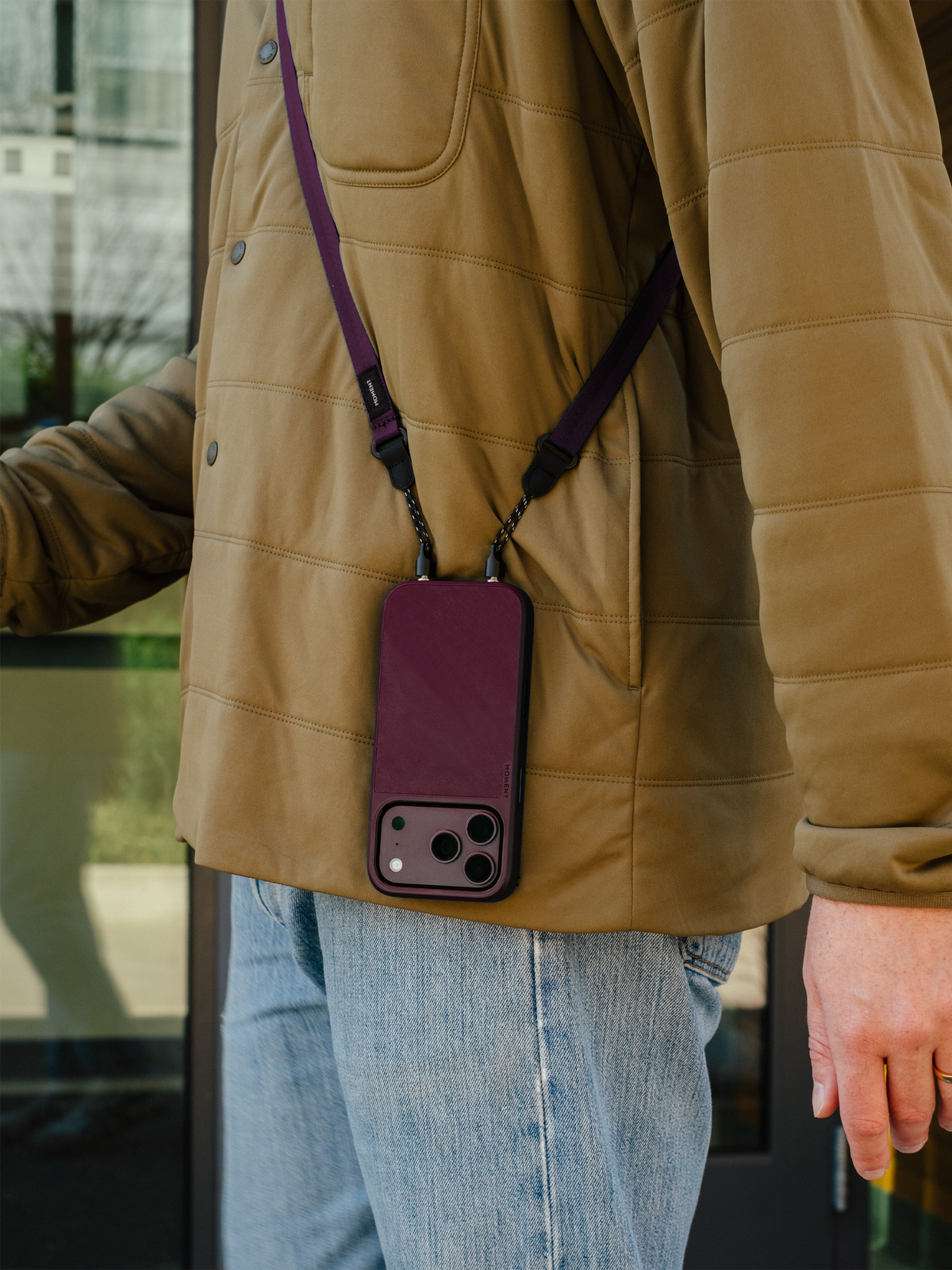 Moment Mobile Adjustable Crossbody Strap - Burgundy