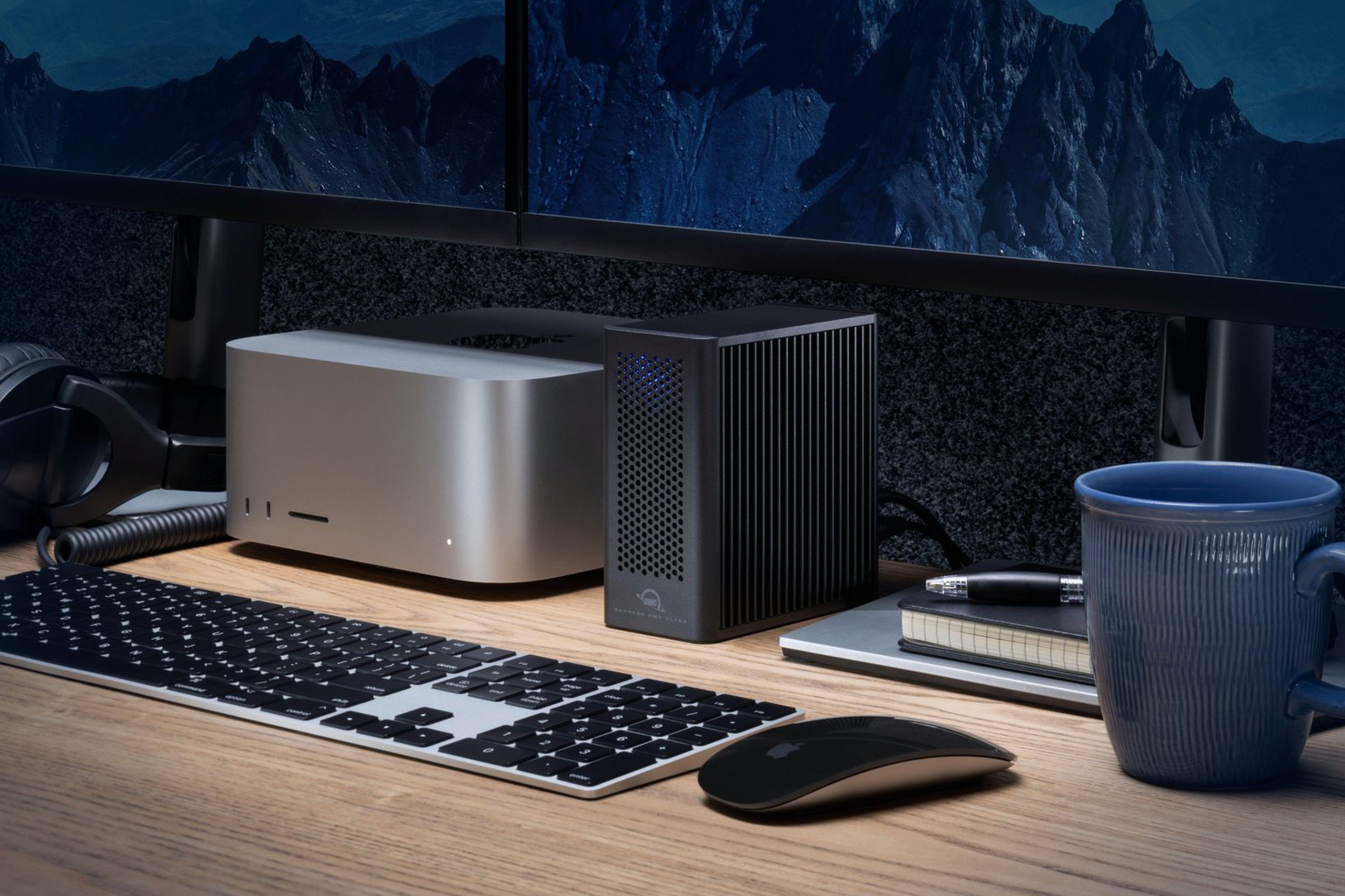 OWC 4TB Express 4M2 Ultra Thunderbolt 5 M.2 NVMe SSD Enclosure with Softraid
