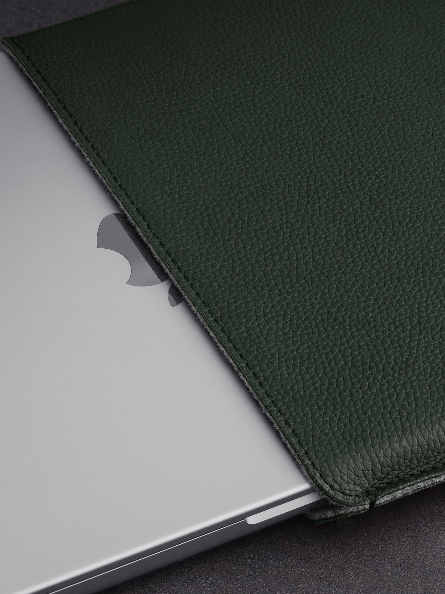 Woolnut Leather Sleeve for MacBook Neo - Green